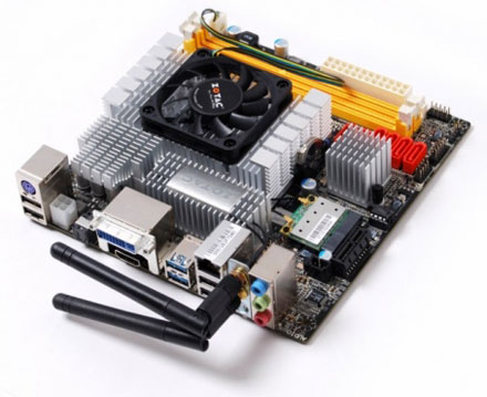 ZOTAC M880G-ITX WiFi (AMD Turion™ II Neo K625) [M880GITX-A-E]